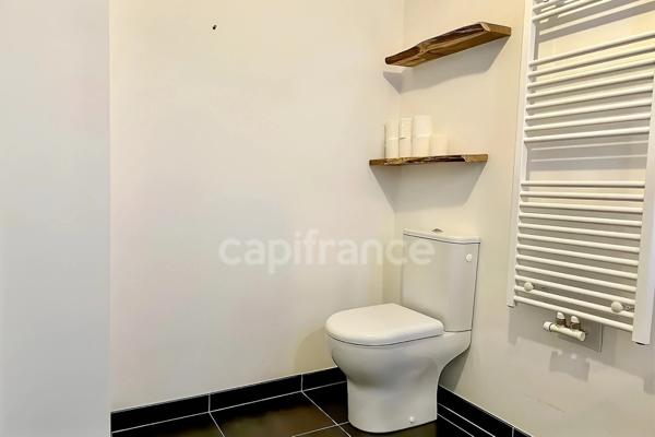 Appartement à louer 2 pièces MONTREUIL (93) - très beau T2 moderne avec terrasse au pied du métro 11