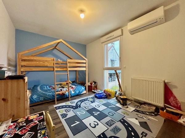 La Ville-du-Bois (91620) LA-VILLE-DU-BOIS - MAISON INDIVIDUELLE DE STANDING - EXCELLENT ETAT - 167 M2 HAB - JARDIN 1 200 M2