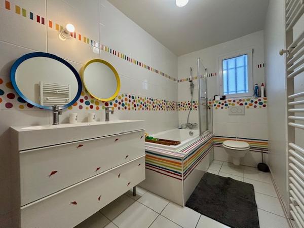 La Ville-du-Bois (91620) LA-VILLE-DU-BOIS - MAISON INDIVIDUELLE DE STANDING - EXCELLENT ETAT - 167 M2 HAB - JARDIN 1 200 M2