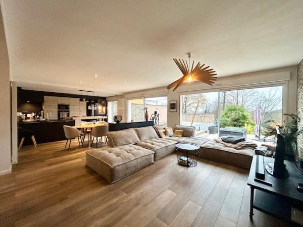 La Ville-du-Bois (91620) LA-VILLE-DU-BOIS - MAISON INDIVIDUELLE DE STANDING - EXCELLENT ETAT - 167 M2 HAB - JARDIN 1 200 M2