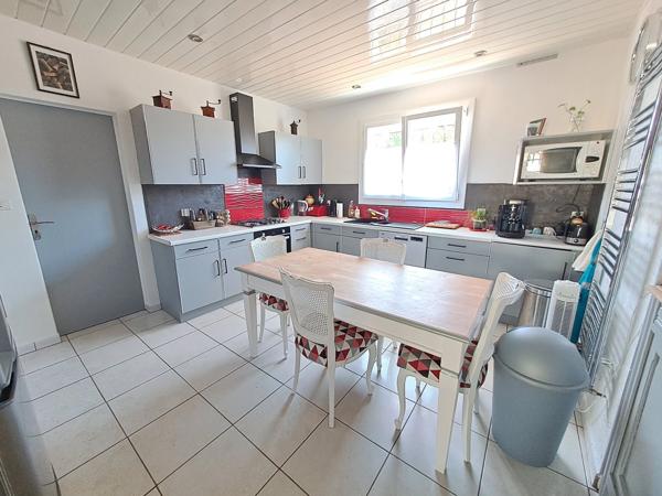 Maison à vendre 7 pièces SAINT MEDARD EN JALLES (33)