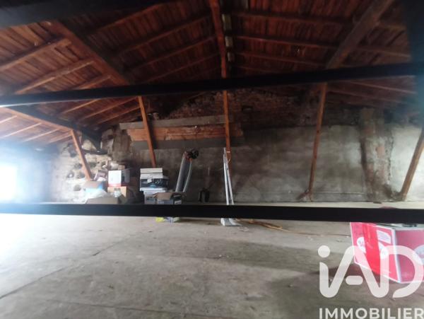 Maison à vendre 5 pièces 122 m² Saint-Marcellin-en-Forez
