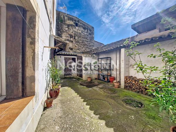 Saint-Laurent-d'Aigouze-Maison de village de 140 m² avec potentiel exceptionnel