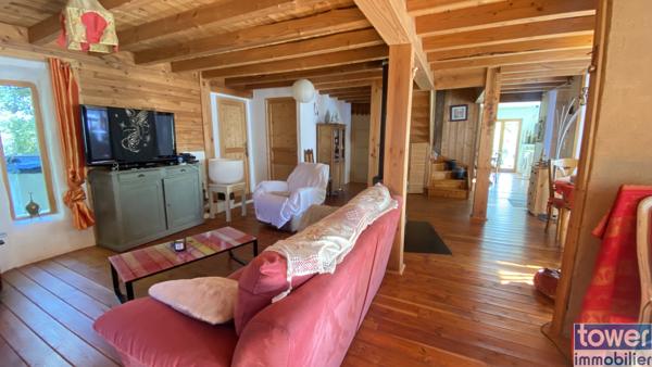 Maison
                                                                                                                                                                                                                                                                                                                        5 pièce(s)                                                                                                                                                                                                          4 chambre(s)                                                                                                                                                                                                          150  m²