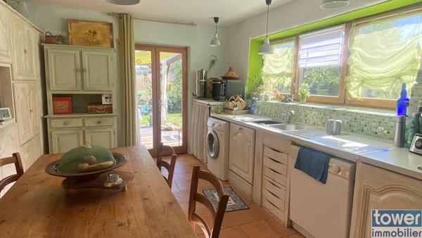 Maison
                                                                                                                                                                                                                                                                                                                        5 pièce(s)                                                                                                                                                                                                          4 chambre(s)                                                                                                                                                                                                          150  m²