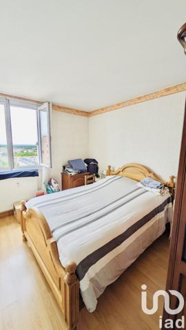 Appartement 5 pièces de 96 m² à Compiègne (60200)