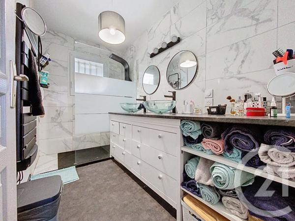 Maison à vendre  4 pièces - 126,50 m2 ROCHEFORT - 17