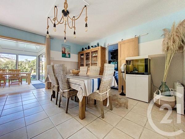 Maison à vendre  4 pièces - 126,50 m2 ROCHEFORT - 17