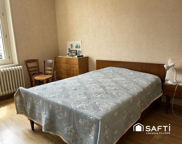 Ancienne ferme et ses dépendances en campagne