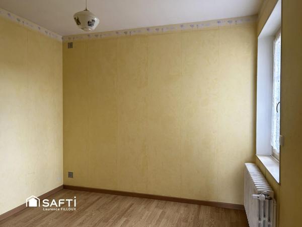 Ancienne ferme et ses dépendances en campagne