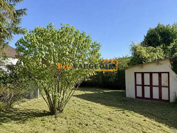 Vente                                                      Maison
                        
                     5 pièces                      100 m2                     à Coulommiers