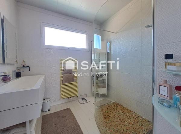 Maison 157M2, 3 chambres, bureau, piscine, garage