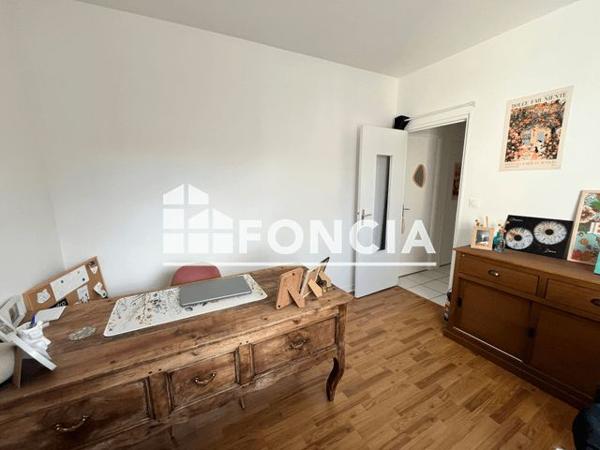 Location Appartement 4 pièces 75 m² - 221 RUE DE LA GARE Plouaret 22420