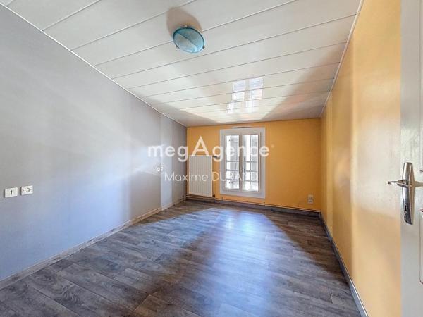 Maison à MORTAGNE-SUR-SEVRE, 85290 - 8 pièces 166m²
