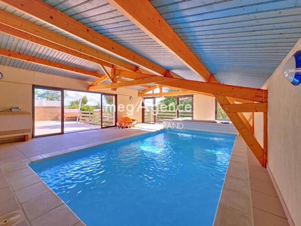 Maison à MORTAGNE-SUR-SEVRE, 85290 - 8 pièces 166m²