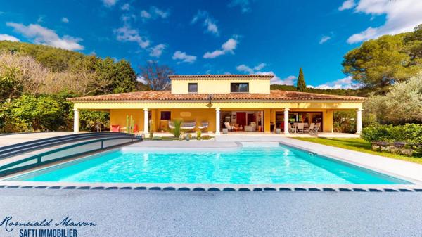 Villa d'architecte aux prestations haut de gamme