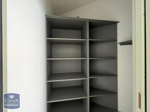 Appartement à louer 3 pièces 84.6m²