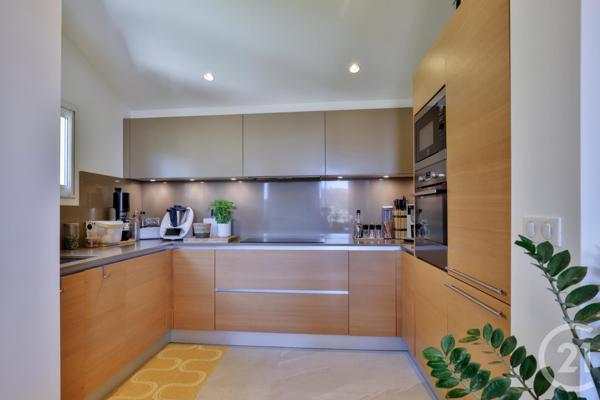 Appartement F3 à vendre  3 pièces - 88,66 m2 VILLEFRANCHE SUR MER - 06