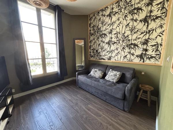 Location                                                      Studio
                        
                     1 pièces                      19 m2                     à Niort