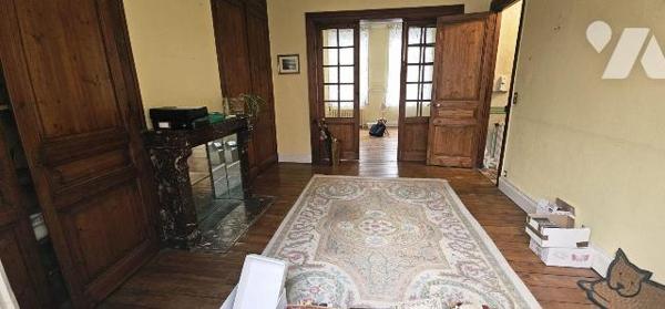 EN EXCLUSIVITE sur MALO LES BAINS à deux pas de la place Turenne et de la mer, superbe MALOUINE...