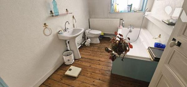 EN EXCLUSIVITE sur MALO LES BAINS à deux pas de la place Turenne et de la mer, superbe MALOUINE...