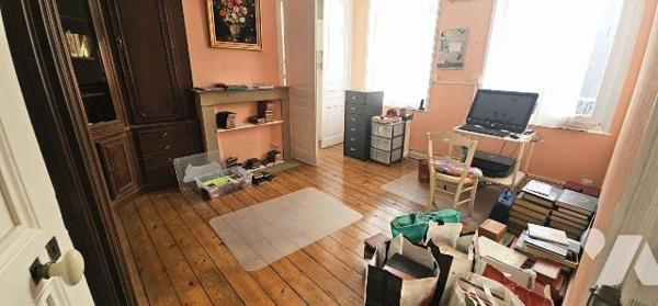 EN EXCLUSIVITE sur MALO LES BAINS à deux pas de la place Turenne et de la mer, superbe MALOUINE...