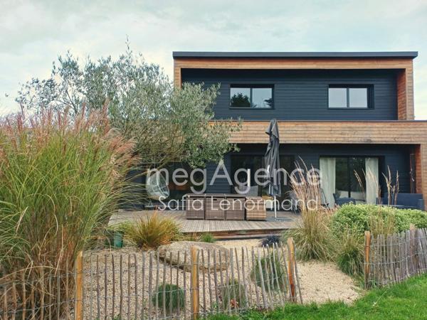 Maison à PLEHEDEL, 22290 - 6 pièces 127m²