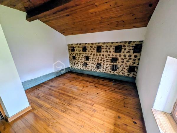 Maison ancienne de 157,26 m²