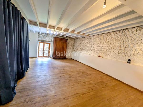 Maison ancienne de 157,26 m²