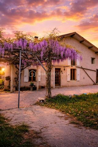 Maison ancienne de 157,26 m²