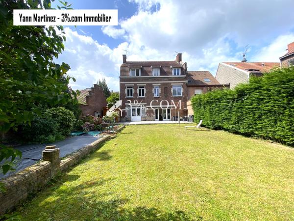 Maison 9 pièce(s) 8 chambre(s) 276 m²