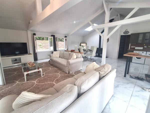 Superbe plain-pied de 100 m² avec piscine et garage