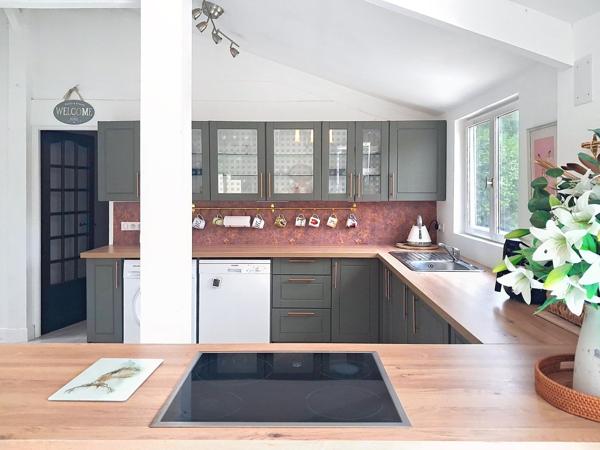 Superbe plain-pied de 100 m² avec piscine et garage