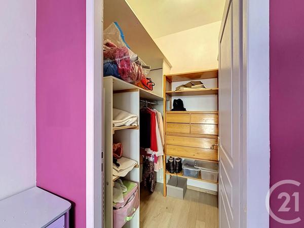 Appartement F3 à vendre  3 pièces - 74,23 m 2   LYON  - 69007