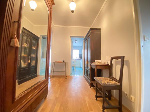 Parc des Buttes de Chaumont - 3 pièces - ascenseur et box