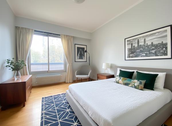 Parc des Buttes de Chaumont - 3 pièces - ascenseur et box