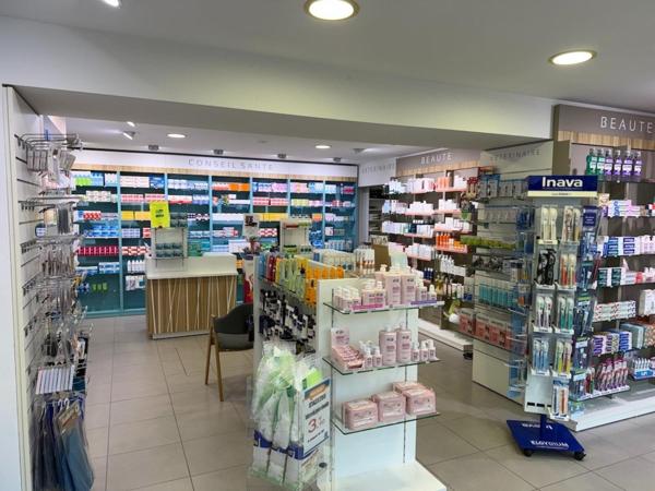 Pharmacie à vendre dans une commune dynamique du Tarn et Garonne.