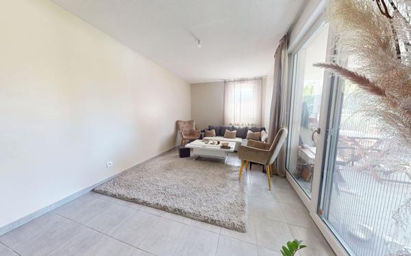 Appartement à vendre    3 pièces • 70 m2 Bischheim