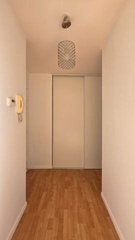 Appartement Boissière, Rosny limite Montreuil 3 pièces 62.25 m2 avec grand balcon.