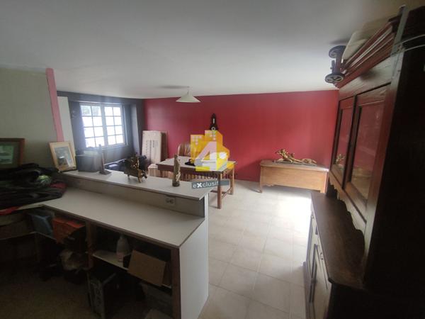 Maison - 8 pièces - 250 m²