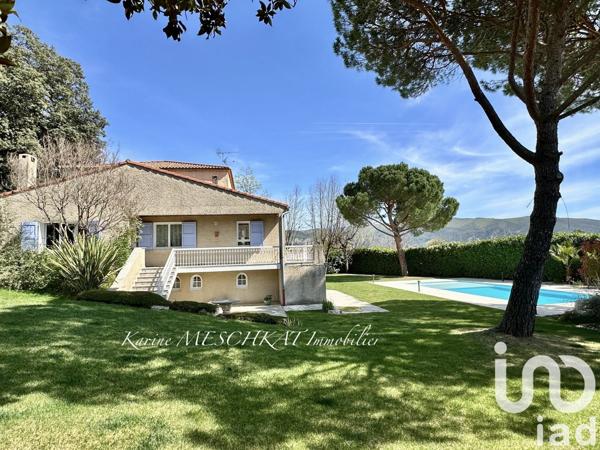 Maison traditionnelle 7 pièces de 248 m² à Peyruis (04310)