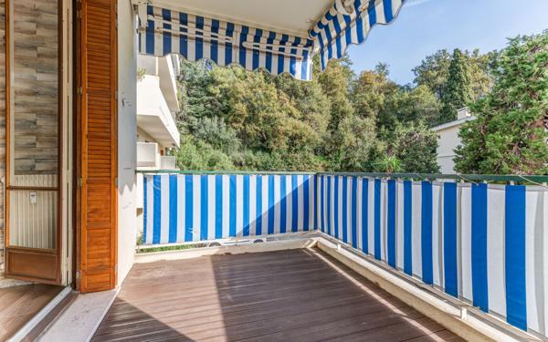 Appartement à vendre    3 pièces • 84 m2 Nice