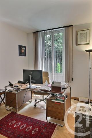 Appartement F4 à vendre  5 pièces - 104,69 m2 CAP D AIL - 06