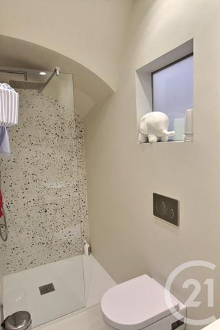 Appartement F4 à vendre  5 pièces - 104,69 m2 CAP D AIL - 06