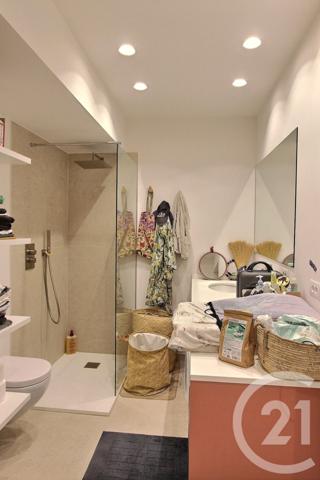 Appartement F4 à vendre  5 pièces - 104,69 m2 CAP D AIL - 06