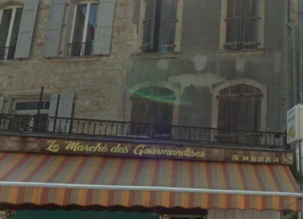 Immeuble à vendre    2 pièces • 155 m2 Les Vans