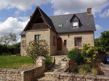 Maison à vendre à Parcé en Ille-et-Vilaine (35210), ref : 036/810 Bourg