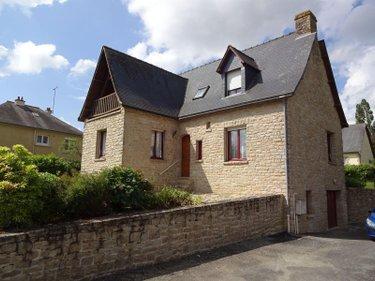 Maison à vendre à Parcé en Ille-et-Vilaine (35210), ref : 036/810 Bourg