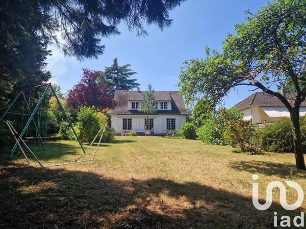 Maison 5 pièces de 112 m² à Ferrières-en-Gâtinais (45210)