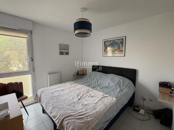 Appartement T3 avec terrasse, piscine et parking – Résidence sécurisée